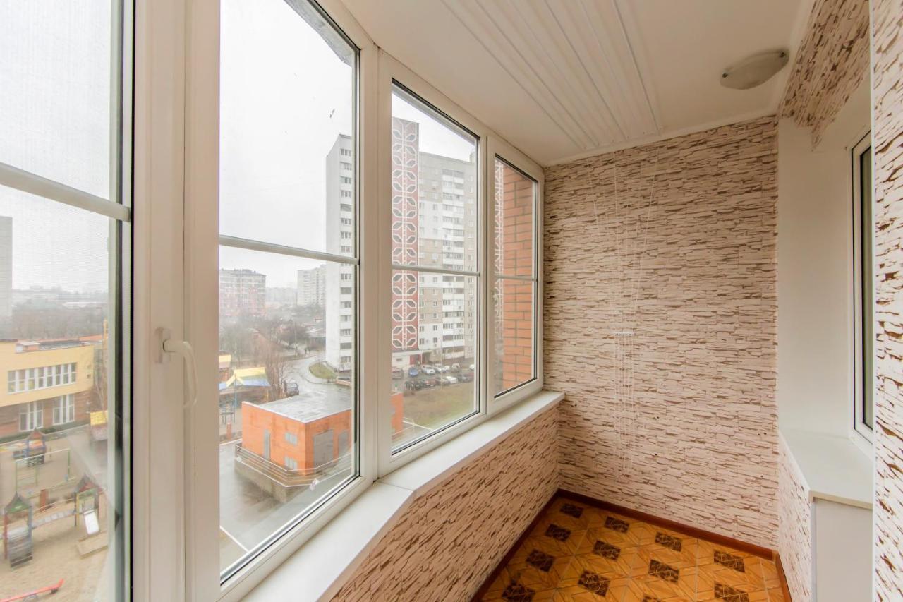 Комфортная Двухкомнатная Квартира Возле Метро Академгородок Kiev Exterior foto